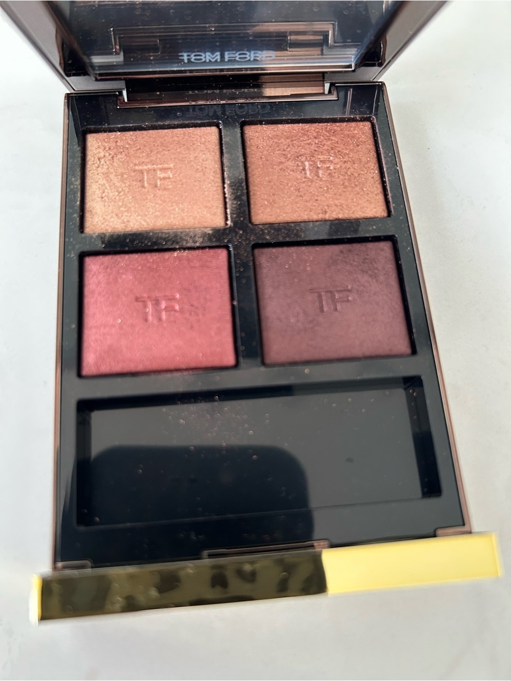 Tom Ford Rose & Plum 4-Pan Eyeshadow Quad - Rose Tones